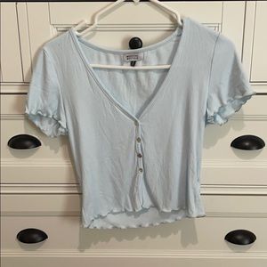 beginning boutique button front crop